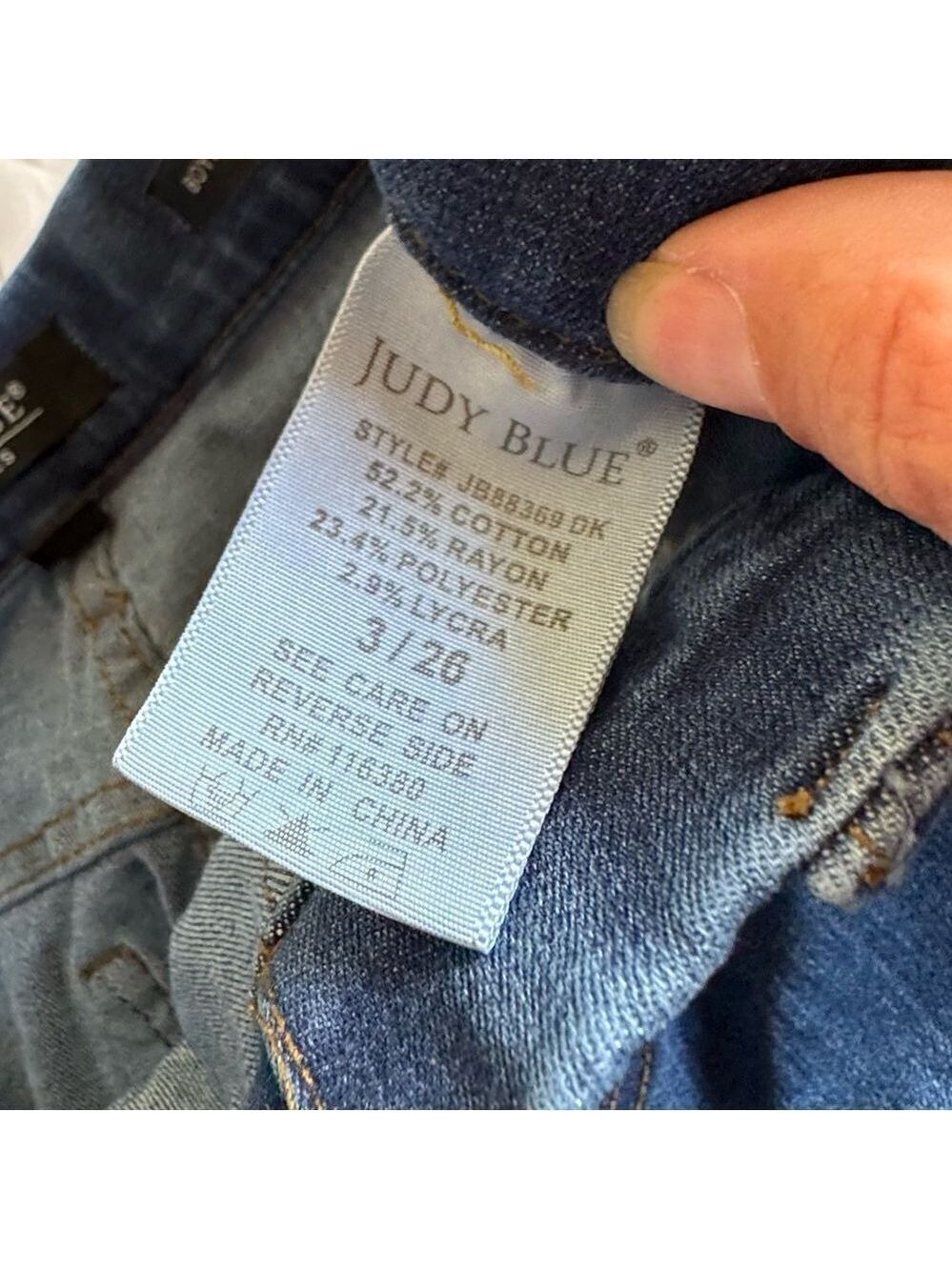 Judy Blue Boyfriend Fit Pull On High Rise Distressed Jeggings - Picture 8 of 8